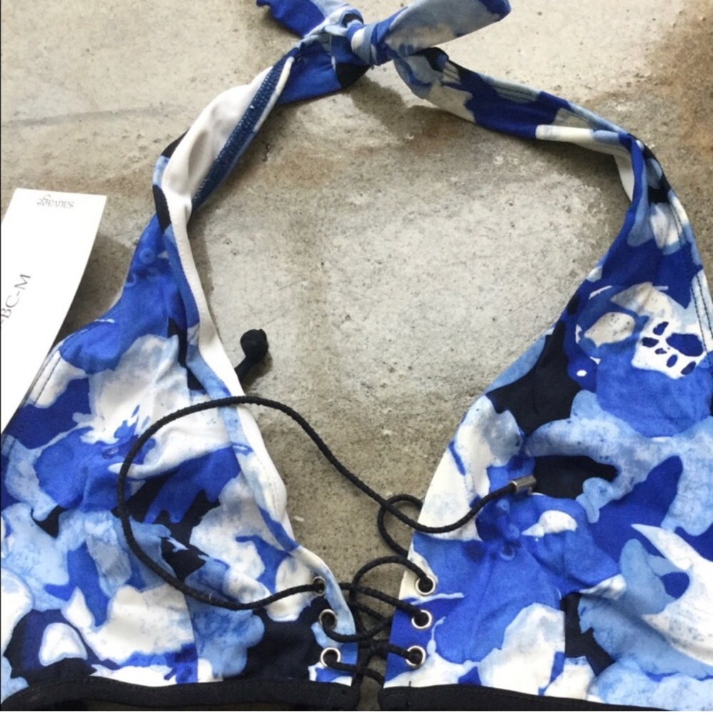 Sauvage California Halter Neck Tie And Front Tie Bikini Top NWT